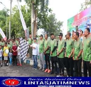 Gelar Jalan Sehat, Kodim 0805/Ngawi Meriahkan HUT TNI Ke 77