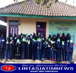 Tingkatkan Keahlian, Santri Ikhwan Pondok An-Nahl Cianjur Belajar Jurnalistik