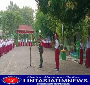 Babinsa Paron Berikan Wawasan Kebangsaan Kepada pelajar SDN-1 Jambangan