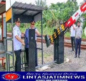 Utamakan Keselamatan Pengendara, Lamongan Bangun Palang Pintu Perlintasan KA