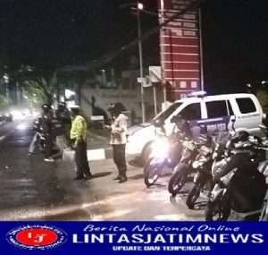 Polsek Tambaksari dan Tiga Pilar Giat Patroli Antisipasi Balap Liar yang Meresahkan Masyarakat