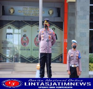 Kapolres Gresik Pimpin Apel Pagi Sampaikan Arahan Presiden RI