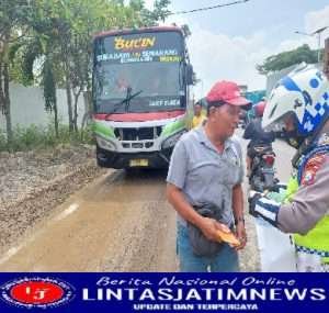 Satlantas Polres Gresik Tindak Tegas Pelanggar Lalu Lintas di Jalan Raya Duduksampeyan