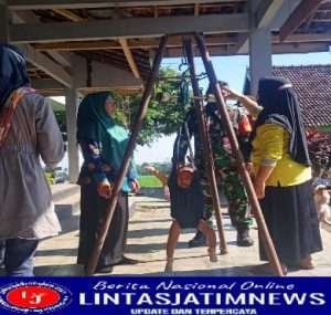 Babinsa Koramil Sine, Mendampingi Posyandu di Wilayah