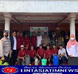 Tingkatkan Hasil pertanian, Babinsa Koramil Bringin Gandeng PPL Membuat POC