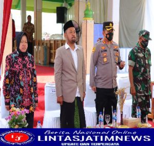 Kapolres Gresik Sambut Kedatangan Mensos Tri Rismaharini di Balai Purbo