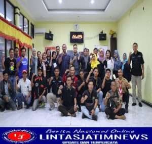 Polres Gresik Ngopi Bareng Netizen Gresik, Harapkan Bijak Bermedsos