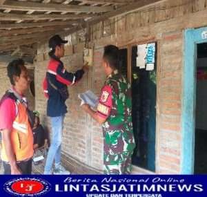 Peduli dengan Warga Binaannya, Babinsa Koramil Geneng Data Warga Kurang Mampu Untuk Pasang Listrik Gratis
