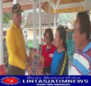 Polres Batu Distribusikan  Bantuan untuk Korban Banjir di Kabupaten Malang