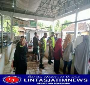 Berikan Rasa Aman, Babinsa Koramil 0801/03 Arjosari Laksanakan Patroli Sarana Tempat Umum