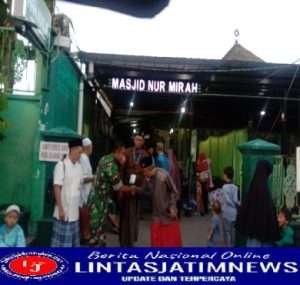 Sertu Suwarno Kelurahan Amankan & Monitoring Pasar Umat