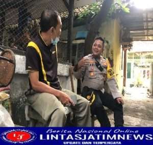 Kapolsek Tambaksari bersama Jajarannya Dengarkan Curhatan Para Warga