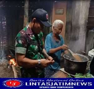 Babinsa Kodim 0802/Ponorogo Masuk Dapur, Masak dan Makan Nasi Tiwul Bersama Warga