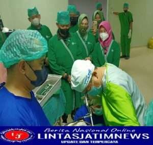 Dandim 0801/Pacitan Hadiri Bakti Sosial Pelayanan KB Metode Operasi Wanita (MOW)