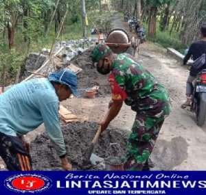 Babinsa Bantu Pembangunan Talud Jalan, Untuk Mencegah Terjadinya Longsor
