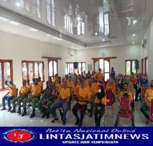 Peran Aktif Babinsa Kelurahan Sumber Dalam Pelatihan Kesiapsiagaan Desa Tangguh Bencana