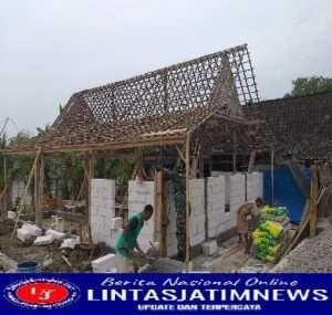 Karya Bhakti Wujud kebersamaan TNI dan Masyarakat Membangun Budaya Gotong Royong