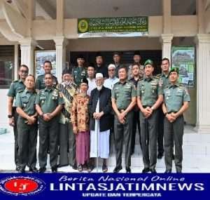 Dandim 0726/Sukoharjo Dampingi Pangdam IV/Diponegoro Kunjungi Ponpes Islam Al Mukmin Ngruki