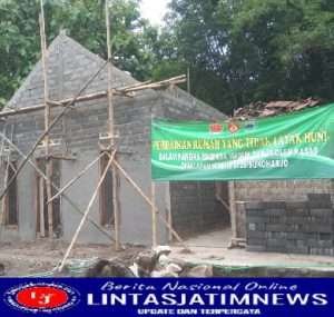 Capai progress 50% Pembangunan RTLH milik Ibu Rantiyem di desa Tawang terus dikebut Kodim 0726/Sukoharjo