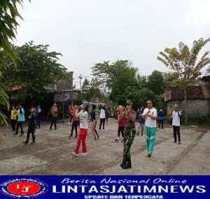 Babinsa Senam Sehat Bersama PKK