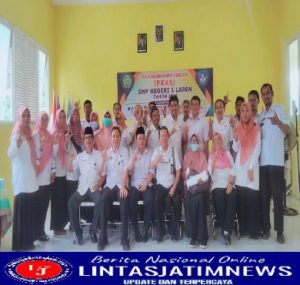 Tiga Pengawas Pendidikan SMP, Laksanakan Visitasi PKKS di SMP Negeri 1 Laren