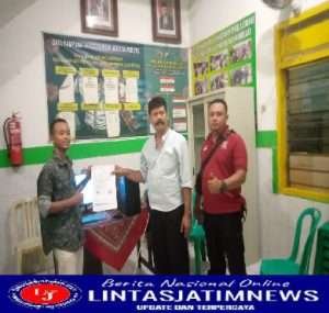 Kelurahan Peneleh : Rukun Warga Mendapat Perangkat Komputer