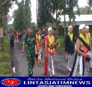 Kirab Hari Menanam Pohon Indonesia Berlangsung Meriah