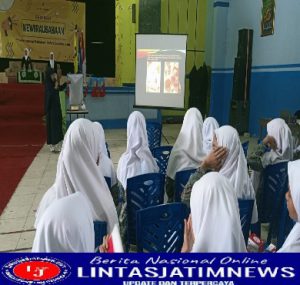 Tanamkan Jiwa Bisnis, SMAM 6 Karangasem Paciran Gelar Seminar Entrepreneurship