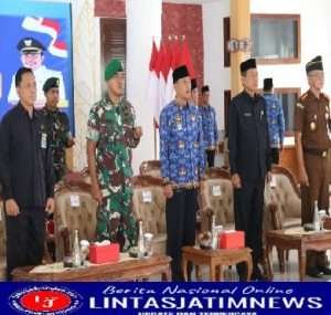 Dandim Ngawi Hadiri Upacara HUT Korpri Tingkat Kabupaten Secara Virtual