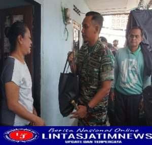 Susuri Lorong Sempit, Dandim 0735/Surakarta Berikan Bantuan Paket Sembako Kepada Masyarakat Kurang Mampu