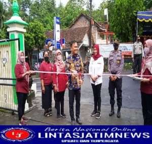 Anggota Koramil Girimulyo Bantu Pengamanan Acara Kampanye Germas