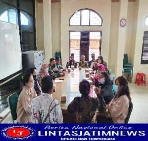 Babinsa Hadiri Rapat Koordinasi & Evaluasi Pengurus Tim Penanggulangan Kemiskinan