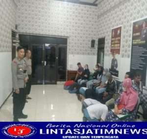 Polsek Genteng Berikan Pengarahan Problem Solving Presisi