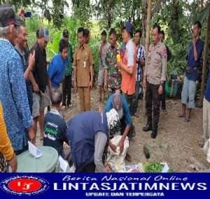 Tingkatkan Hasil Panen,Serka Simin Hadiri Kegiatan Pelatihan Pembuatan Pupuk Organik