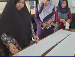 Olah Kain Shibori oleh Ibu Smart Indonesia Kuat (ISIK) Surabaya