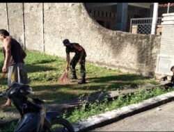 Babinsa Girimargo Karya Bakti Pembersihan Lapangan Bola