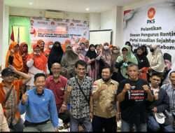 Peringati Hari Ibu, PKS Gresik Gelar Pelatihan Pembuatan Deterjen dan Pewangi Laundry