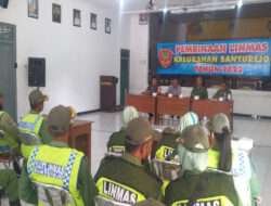 Tanamkan Cinta Tanah Air Kepada Linmas