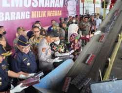 Hasil Operasi Gabungan Polres Batu, Dua Juta Rokok Ilegal Dimusnahkan