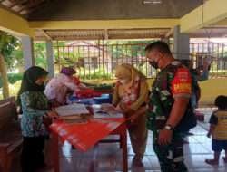 Babinsa Kulwaru Bantu Pelayanan Kesehatan Balita