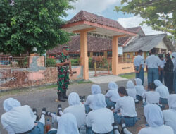 Babinsa Banguncipto Sosialisasi Bullying Kepada Siswa Siswi SMAN 1 Sentolo