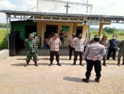 Babinsa Koramil Padas Laksanakan PAM Gereja Dalam Perayaan Ibadah Natal 22 Desember 2022