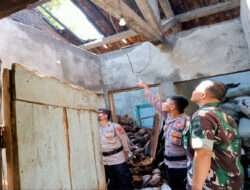 Babinsa Purwosari Cek Dan Datangi Lokasi Kejadian Kebakaran