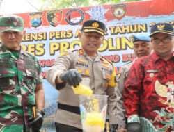 Jelang Tahun Baru 2023, Polres Probolinggo Musnahkan Ribuan Botol Miras dan Okerbaya