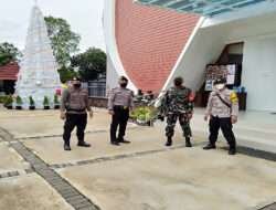 Anggota Koramil 03 Serengan, Polsek dan Linmas Pam Gereja Rawan 1