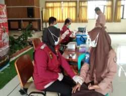 Cegah Lonjakan Covid-19 Jelang Nataru, Polres Trenggalek Galakkan Vaksinasi Pelajar