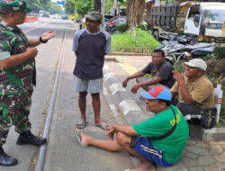 Orang Nongkrong di Jalan Jadi Sasaran Komsosnya Babinsa Kemlayan