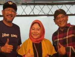 Gelar Program Desa Penyanyi di Petarangan dan Songbanyu, Prima Founder Records Gandeng Aniek Sunyahni