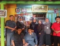 Menarik Berwisata  di Zyba Batik Sumberagung