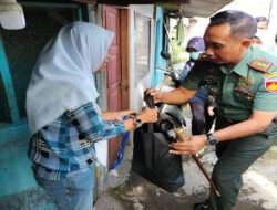 Bangun Silaturahmi, Dandim Solo Gelar Jum’at Berkah Bagikan Paket Sembako